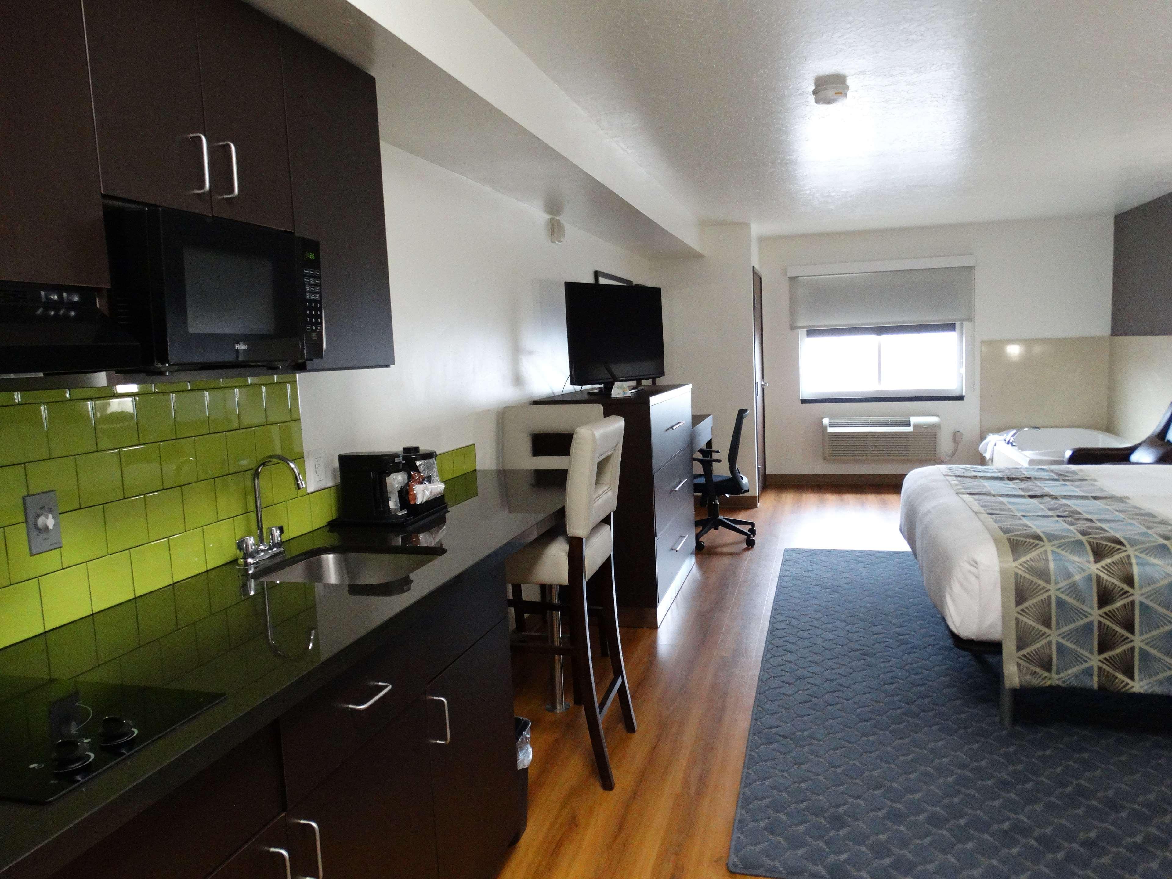 Best Western Duchesne Inn Εξωτερικό φωτογραφία